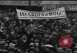 Standbild Ex-Servicemen Streik Paris Frankreich, 1934, aus Sekunde 6 historischem Filmmaterial Videoclip 65675040410