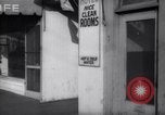 Standbild Sumitomo Bank Los Angeles im Zweiten Weltkrieg Los Angeles California USA, 1944, aus Sekunde 28 historischem Filmmaterial Videoclip 65675040415