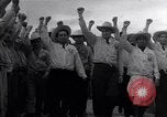 Immagine di Mexican Camicie Rosse Città del Messico MESSICO, 1934, secondo 44 filmato di repertorio 65675040417