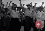 Immagine di Mexican Camicie Rosse Città del Messico MESSICO, 1934, secondo 45 filmato di repertorio 65675040417