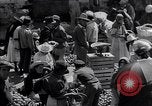 Immagine di Fornitori su strada Città del Messico MESSICO, 1938, secondo 16 filmato di repertorio 65675040421