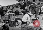 Immagine di Fornitori su strada Città del Messico MESSICO, 1938, secondo 29 filmato di repertorio 65675040421