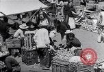 Immagine di Fornitori su strada Città del Messico MESSICO, 1938, secondo 42 filmato di repertorio 65675040421