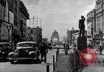 Immagine di Fornitori su strada Città del Messico MESSICO, 1938, secondo 48 filmato di repertorio 65675040421
