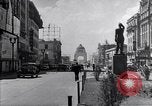 Immagine di Fornitori su strada Città del Messico MESSICO, 1938, secondo 54 filmato di repertorio 65675040421