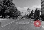 Immagine di Fornitori su strada Città del Messico MESSICO, 1938, secondo 61 filmato di repertorio 65675040421