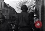 Image Le Lieutenant William H Simpson Sittard Pays-Bas, 1945, de la seconde 10 séquences d'archives historiques vidéo 65675040426