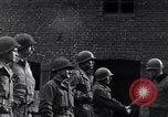 Image Le Lieutenant William H Simpson Sittard Pays-Bas, 1945, de la seconde 22 séquences d'archives historiques vidéo 65675040426