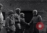 Image Le Lieutenant William H Simpson Sittard Pays-Bas, 1945, de la seconde 31 séquences d'archives historiques vidéo 65675040426
