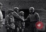 Image Le Lieutenant William H Simpson Sittard Pays-Bas, 1945, de la seconde 38 séquences d'archives historiques vidéo 65675040426