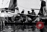 Immagine di Los Banos internamento Camp Laguna Filippine, 1945, secondo 3 filmato di repertorio 65675040427