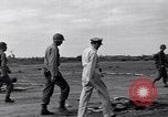 Standbild General MacArthur Manila Philippinen, 1945, aus Sekunde 10 historischem Filmmaterial Videoclip 65675040429