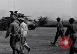 Standbild General MacArthur Manila Philippinen, 1945, aus Sekunde 23 historischem Filmmaterial Videoclip 65675040429