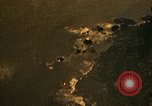 Standbild japanische Fischerboot Pacific Theater, 1945, aus Sekunde 8 historischem Filmmaterial Videoclip 65675040472