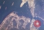 Standbild japanische Fischerboot Pacific Theater, 1945, aus Sekunde 15 historischem Filmmaterial Videoclip 65675040472