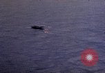 Standbild japanische Fischerboot Pacific Theater, 1945, aus Sekunde 21 historischem Filmmaterial Videoclip 65675040472