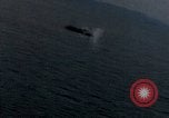 Standbild japanische Fischerboot Okinawa Ryukyu Inseln, 1945, aus Sekunde 4 historischem Filmmaterial Videoclip 65675040482