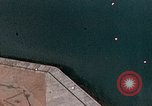 Standbild japanische Fischerboot Okinawa Ryukyu Inseln, 1945, aus Sekunde 26 historischem Filmmaterial Videoclip 65675040482