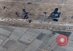Standbild japanische Flugzeuge Okinawa Ryukyu Inseln, 1945, aus Sekunde 8 historischem Filmmaterial Videoclip 65675040485