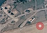 Standbild japanische Flugzeuge Okinawa Ryukyu Inseln, 1945, aus Sekunde 37 historischem Filmmaterial Videoclip 65675040485