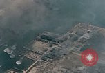Standbild japanische Sampan Okinawa Ryukyu Inseln, 1945, aus Sekunde 24 historischem Filmmaterial Videoclip 65675040487