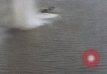 Standbild japanische Boot Okinawa Ryukyu Inseln, 1945, aus Sekunde 18 historischem Filmmaterial Videoclip 65675040488