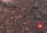 Standbild strafing Okinawa Ryukyu Inseln, 1945, aus Sekunde 21 historischem Filmmaterial Videoclip 65675040493