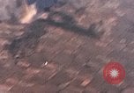 Standbild strafing Okinawa Ryukyu Inseln, 1945, aus Sekunde 23 historischem Filmmaterial Videoclip 65675040493