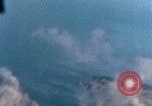 Standbild strafing Okinawa Ryukyu Inseln, 1945, aus Sekunde 25 historischem Filmmaterial Videoclip 65675040493