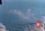 Standbild strafing Okinawa Ryukyu Inseln, 1945, aus Sekunde 26 historischem Filmmaterial Videoclip 65675040493