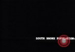 Immagine di Riprese aeree del South Bronx e treno elevata South Bronx New York City USA, 1965, secondo 5 filmato di repertorio 65675040519