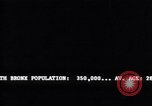 Immagine di Riprese aeree del South Bronx e treno elevata South Bronx New York City USA, 1965, secondo 9 filmato di repertorio 65675040519