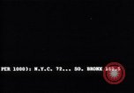 Immagine di Riprese aeree del South Bronx e treno elevata South Bronx New York City USA, 1965, secondo 47 filmato di repertorio 65675040519