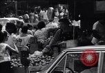 Immagine di Bronx meridionale negli anni '60 New York City USA, 1965, secondo 54 filmato di repertorio 65675040521