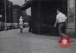 Standbild Einwohner der South Bronx South Bronx New York City USA, 1965, aus Sekunde 34 historischem Filmmaterial Videoclip 65675040522