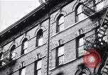 Standbild Einwohner der South Bronx South Bronx New York City USA, 1965, aus Sekunde 42 historischem Filmmaterial Videoclip 65675040522