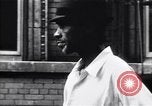 Standbild Einwohner der South Bronx South Bronx New York City USA, 1965, aus Sekunde 55 historischem Filmmaterial Videoclip 65675040522