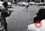 Standbild Einwohner der South Bronx South Bronx New York City USA, 1965, aus Sekunde 57 historischem Filmmaterial Videoclip 65675040522