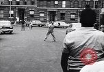 Standbild Einwohner der South Bronx South Bronx New York City USA, 1965, aus Sekunde 61 historischem Filmmaterial Videoclip 65675040522