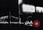 Standbild Nachtleben in South Bronx South Bronx New York City USA, 1965, aus Sekunde 8 historischem Filmmaterial Videoclip 65675040523