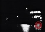 Standbild Nachtleben in South Bronx South Bronx New York City USA, 1965, aus Sekunde 32 historischem Filmmaterial Videoclip 65675040523