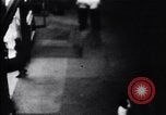 Standbild Nachtleben in South Bronx South Bronx New York City USA, 1965, aus Sekunde 46 historischem Filmmaterial Videoclip 65675040523
