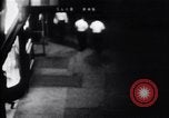 Standbild Nachtleben in South Bronx South Bronx New York City USA, 1965, aus Sekunde 47 historischem Filmmaterial Videoclip 65675040523