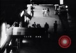 Standbild Nachtleben in South Bronx South Bronx New York City USA, 1965, aus Sekunde 51 historischem Filmmaterial Videoclip 65675040523