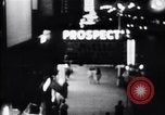 Standbild Nachtleben in South Bronx South Bronx New York City USA, 1965, aus Sekunde 54 historischem Filmmaterial Videoclip 65675040523