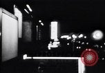 Standbild Nachtleben in South Bronx South Bronx New York City USA, 1965, aus Sekunde 60 historischem Filmmaterial Videoclip 65675040523