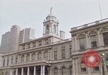 Standbild Polizei Hauptsitz New York City New York City USA, 1970, aus Sekunde 26 historischem Filmmaterial Videoclip 65675040528