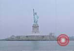 Standbild Freiheitsstatue New York City USA, 1970, aus Sekunde 3 historischem Filmmaterial Videoclip 65675040537