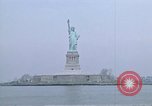 Standbild Freiheitsstatue New York City USA, 1970, aus Sekunde 4 historischem Filmmaterial Videoclip 65675040537