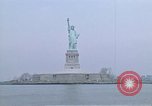 Standbild Freiheitsstatue New York City USA, 1970, aus Sekunde 5 historischem Filmmaterial Videoclip 65675040537